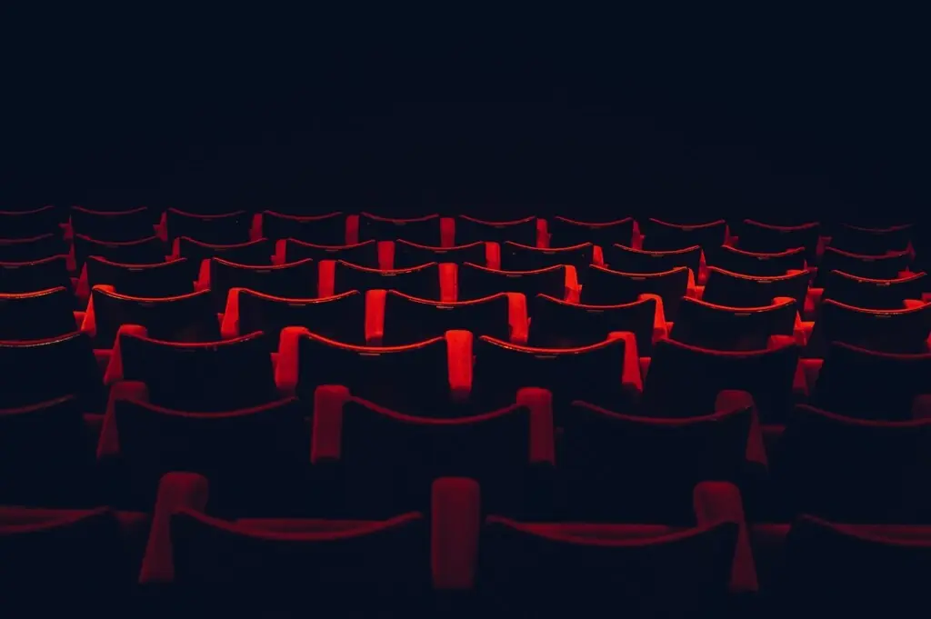 Miért szeretjük a horrorfilmeket: a félelem pszichológiája